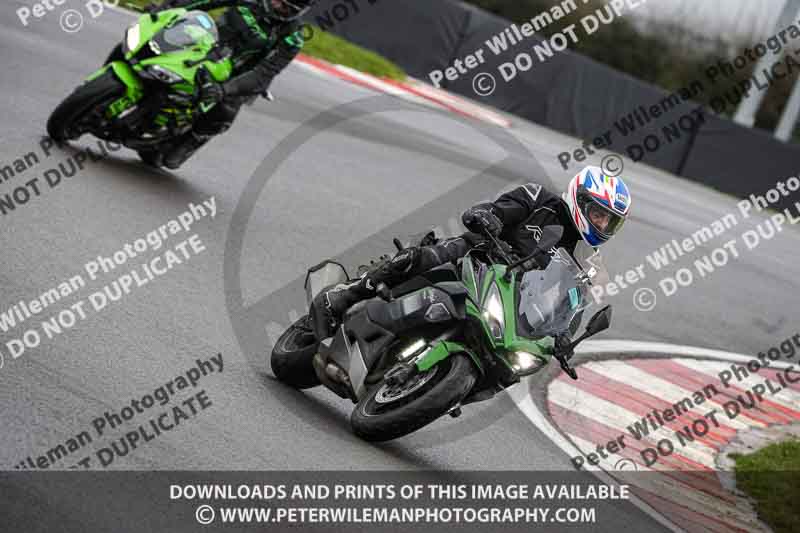 donington no limits trackday;donington park photographs;donington trackday photographs;no limits trackdays;peter wileman photography;trackday digital images;trackday photos